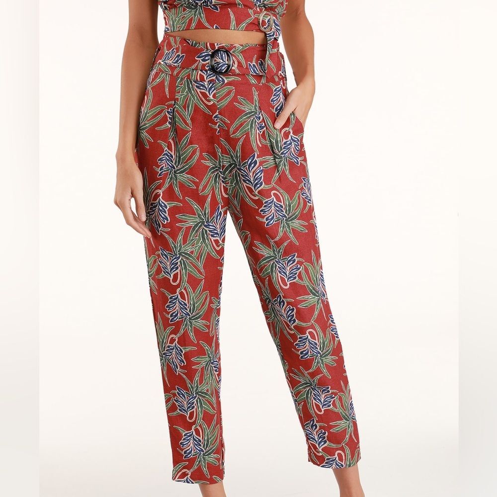 Lulus Moon River Linen Blend Paperbag Belted Crop Pants Red Tropical S - Picture 2 of 11
